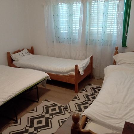 La Tataia Zahei Hotel Dragus Bilik gambar