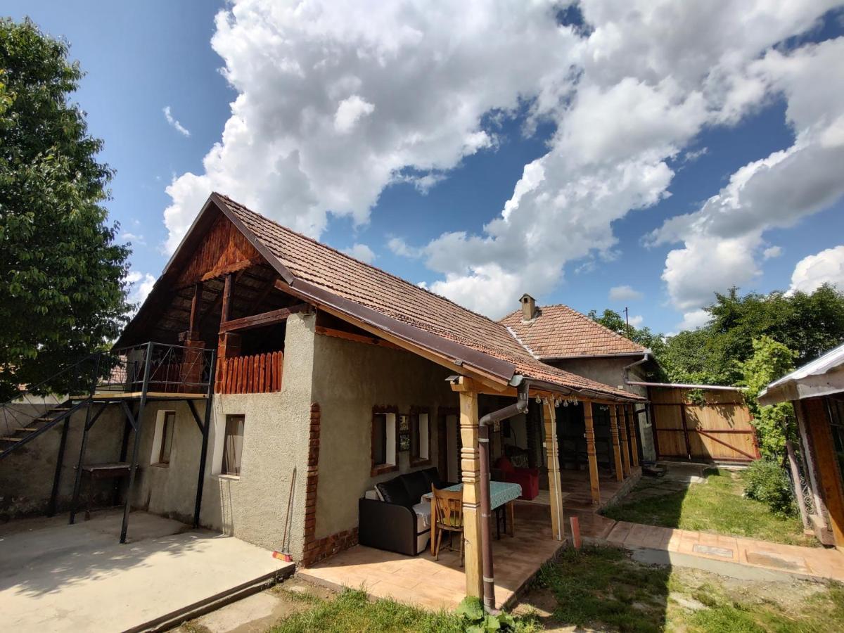 La Tataia Zahei Hotel Dragus Luaran gambar