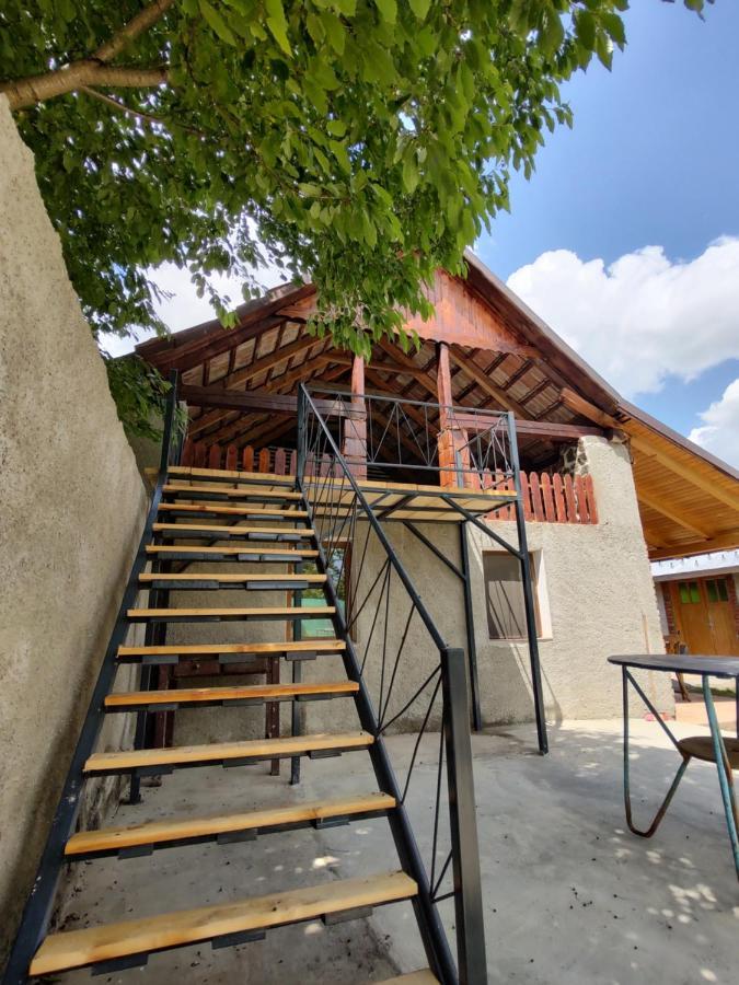 La Tataia Zahei Hotel Dragus Luaran gambar