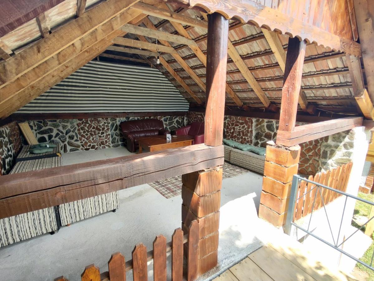 La Tataia Zahei Hotel Dragus Luaran gambar
