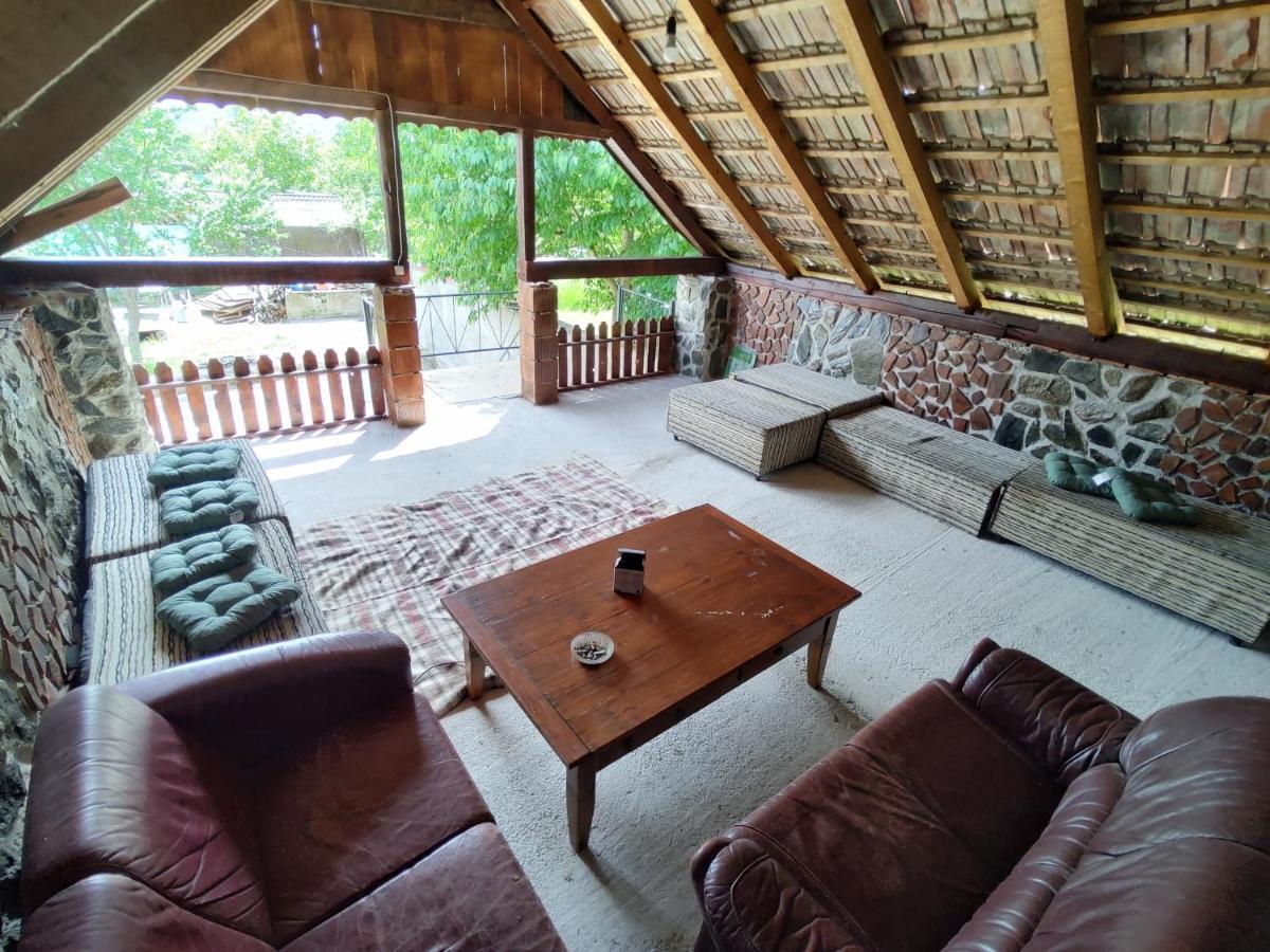 La Tataia Zahei Hotel Dragus Luaran gambar