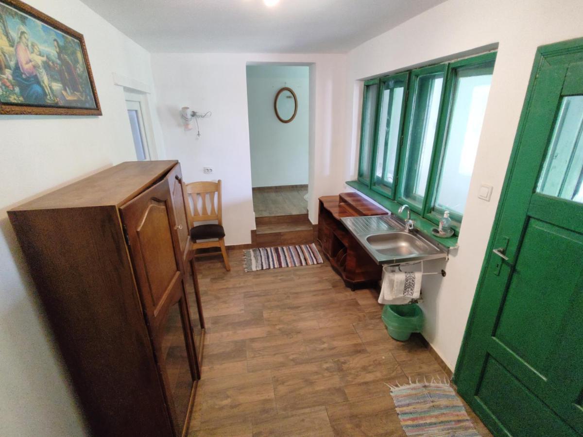 La Tataia Zahei Hotel Dragus Luaran gambar