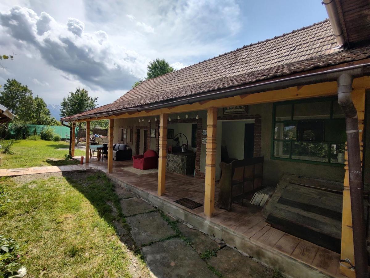 La Tataia Zahei Hotel Dragus Luaran gambar