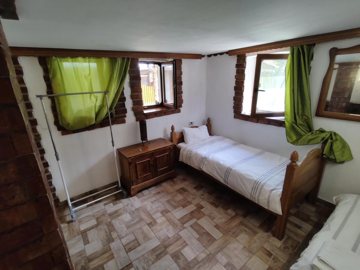La Tataia Zahei Hotel Dragus Luaran gambar