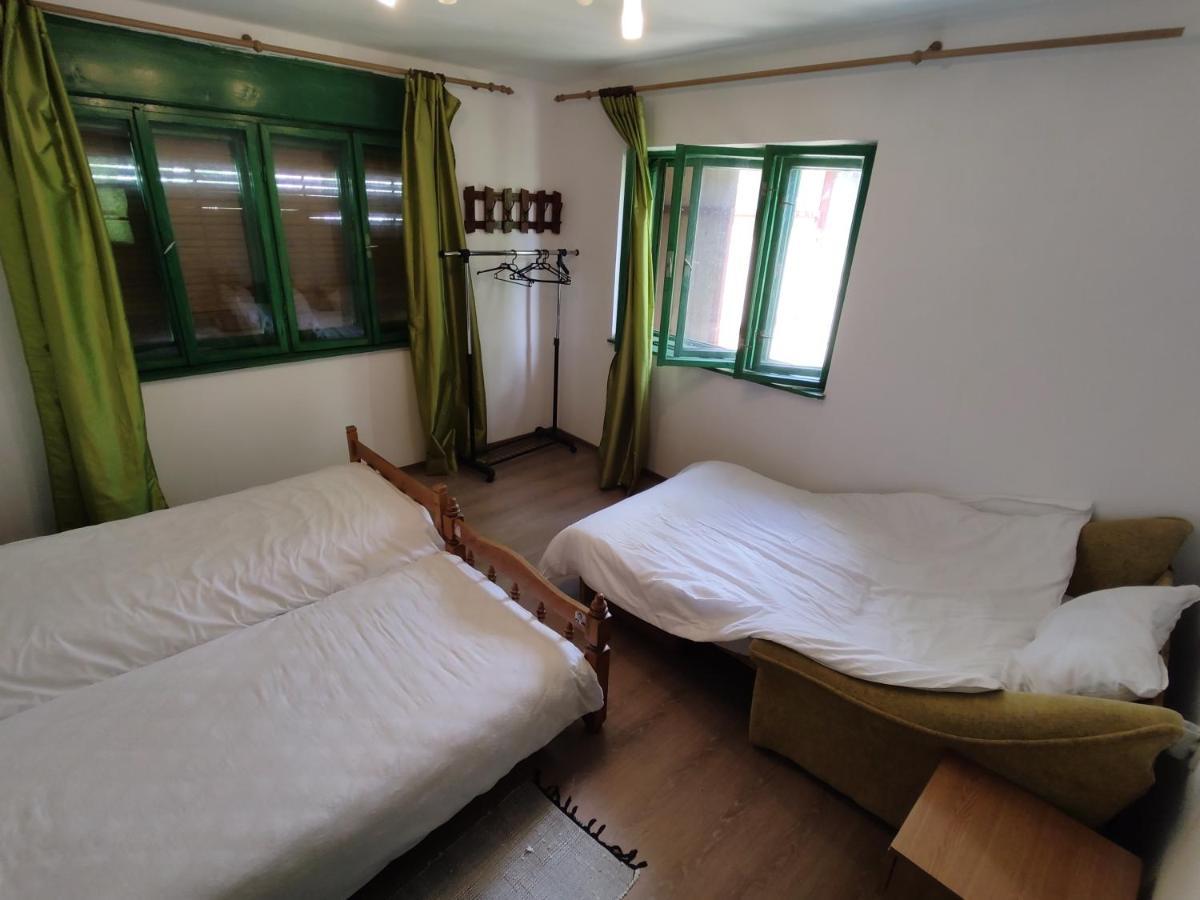 La Tataia Zahei Hotel Dragus Luaran gambar