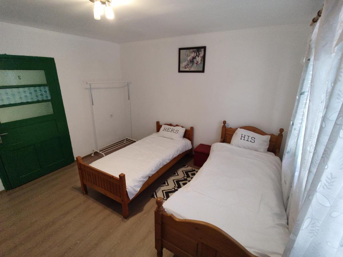 La Tataia Zahei Hotel Dragus Luaran gambar